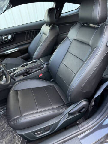 2022 Ford Mustang EcoBoost Premium