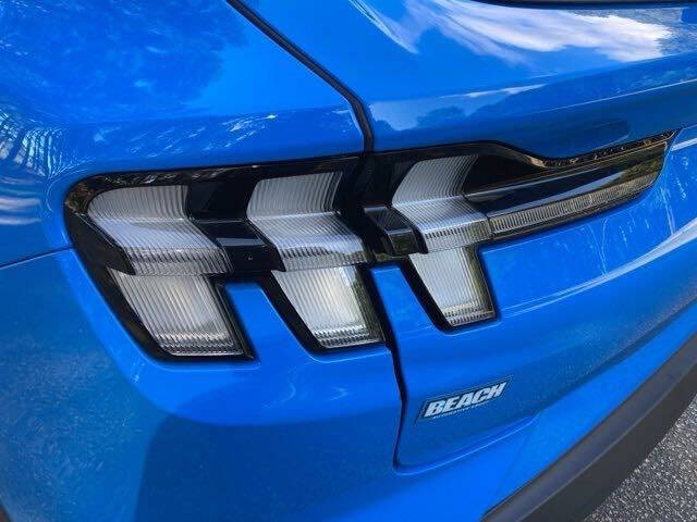 2024 Ford Mustang Mach-E Select