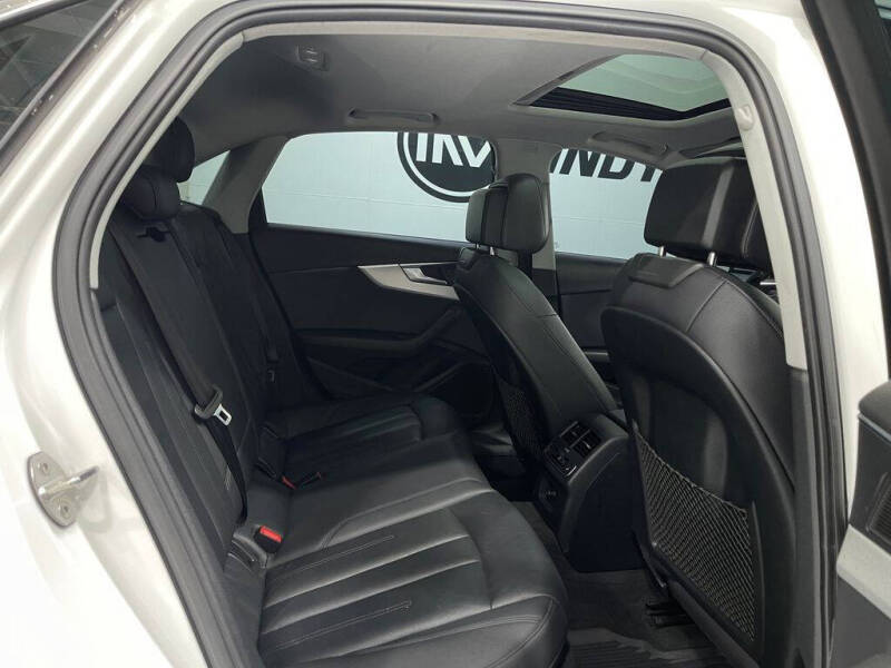 2017 Audi A4 2.0T quattro Premium Plus