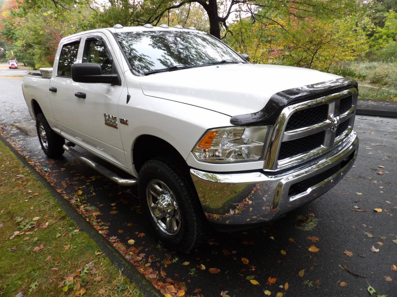 2017-ram-2500-tradesman-4x4-4dr-crew-cab-6-3-ft-sb-pickup.jpg