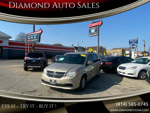 2013 Dodge Grand Caravan for sale at DIAMOND AUTO SALES LLC in Milwaukee WI