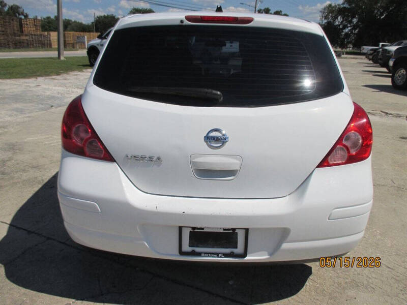 2012 Nissan Versa 1.8 SL