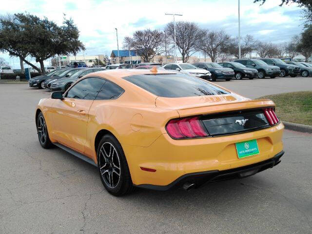 2022 Ford Mustang