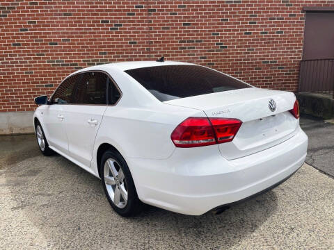 2015 Volkswagen Passat 1.8T Limited Edition