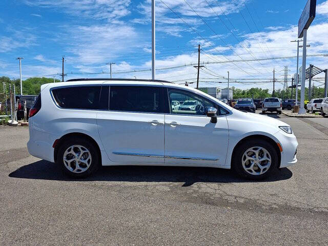 2023 Chrysler Pacifica Limited