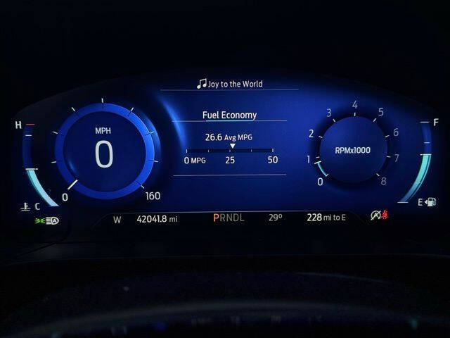 2022 Ford Escape Titanium