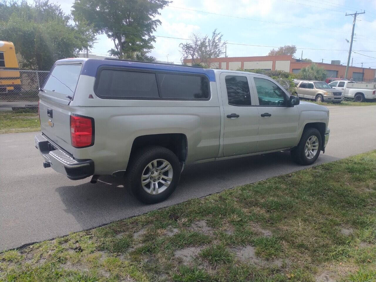 2014 Chevrolet Silverado 1500  - $11,500