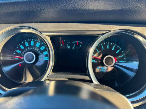 2014 Ford Mustang V6