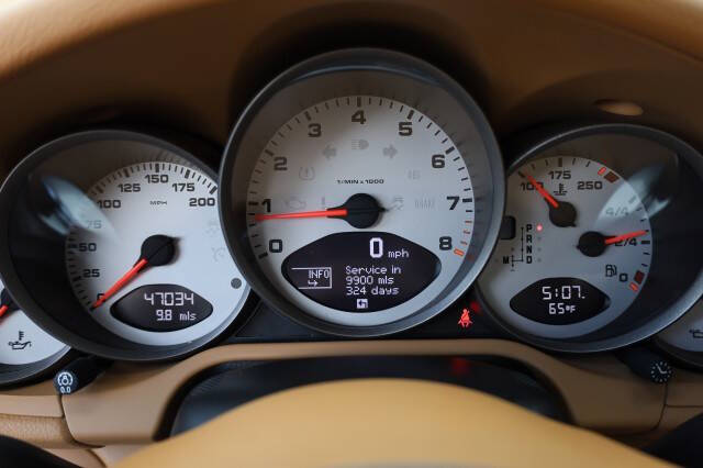 2011 Porsche 911 Carrera 4S