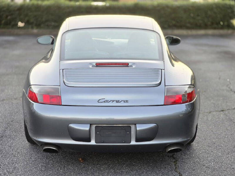 2003 Porsche 911 Carrera