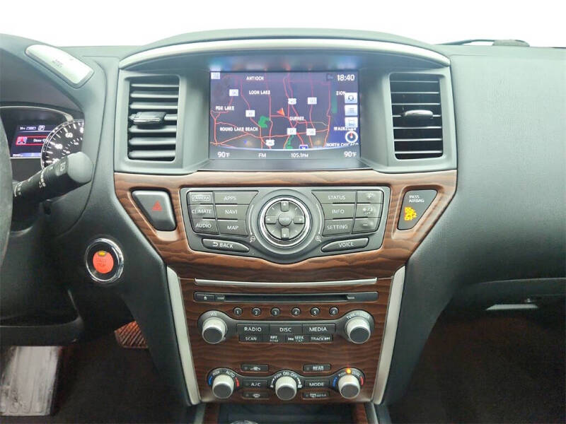 2017 Nissan Pathfinder Platinum