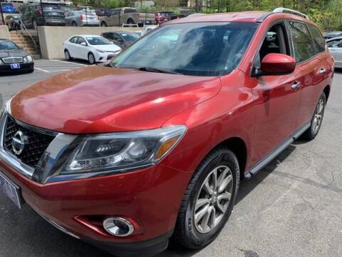 2016 Nissan Pathfinder for sale at J & M Automotive in Naugatuck CT