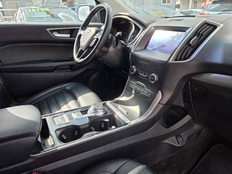 2020 Ford Edge SEL