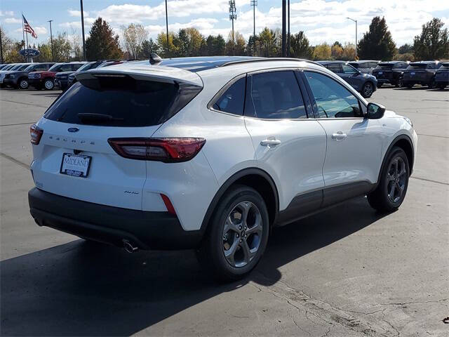 2026 Ford Escape ST-Line