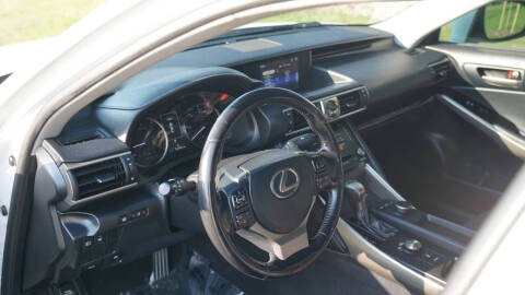 2017 Lexus IS 300
