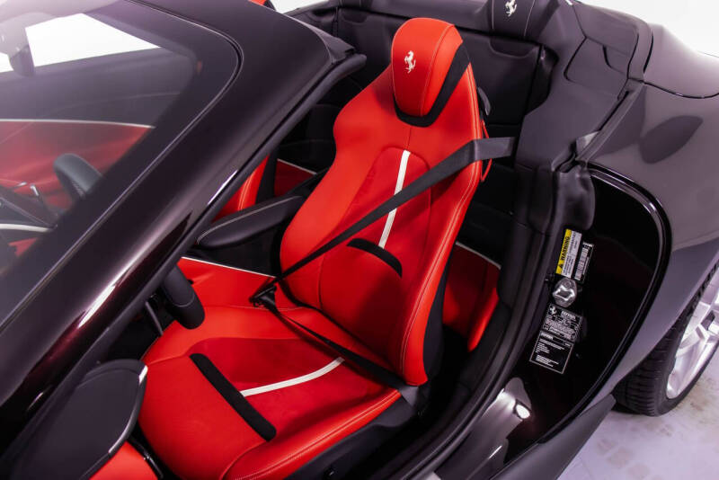 2024 Ferrari Roma Spider