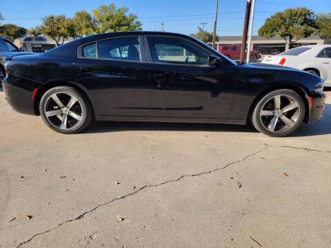 2017 Dodge Charger SE