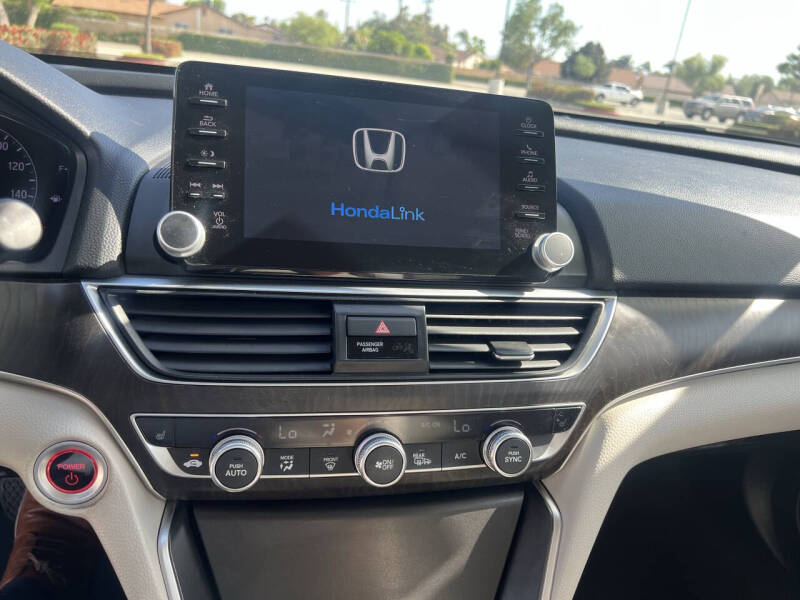 2020 Honda Accord Hybrid EX