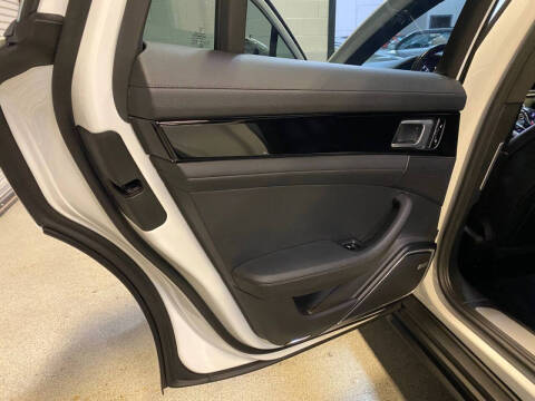 2018 Porsche Panamera