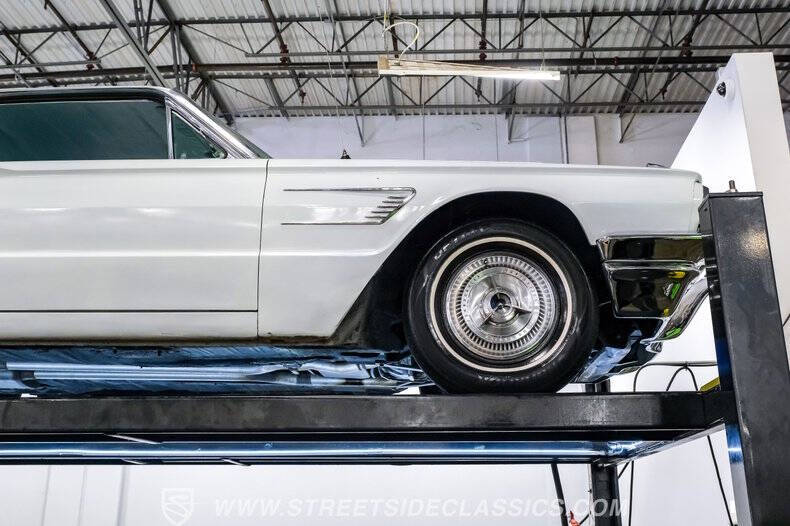 1965 Ford Thunderbird