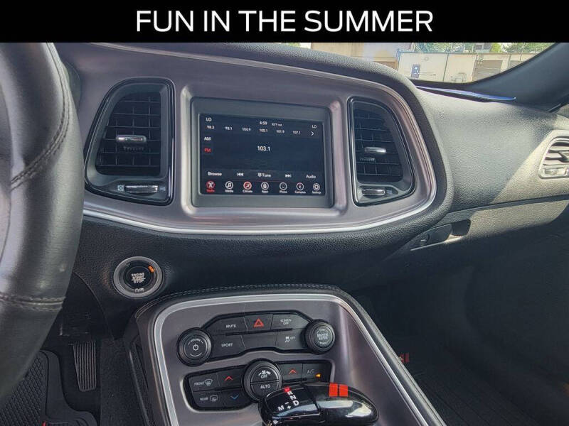 2019 Dodge Challenger SXT