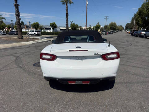 2017 FIAT 124 Spider Lusso