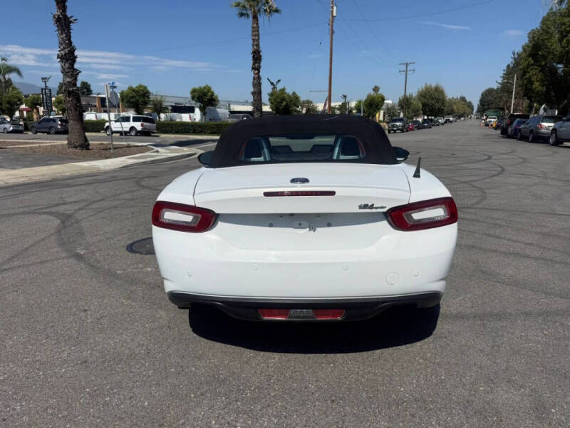 2017 FIAT 124 Spider Lusso