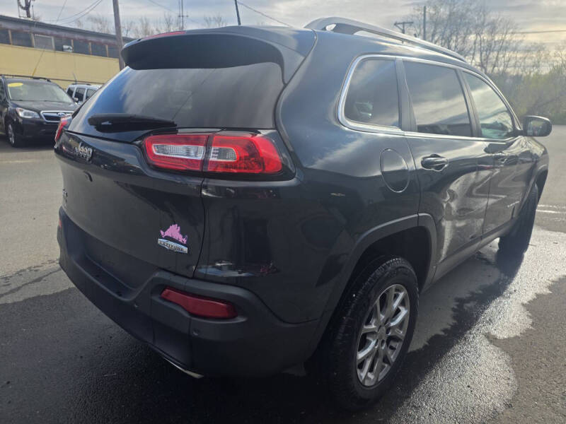 2018 Jeep Cherokee Latitude Plus