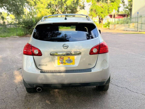 2013 Nissan Rogue SV w/SL Package