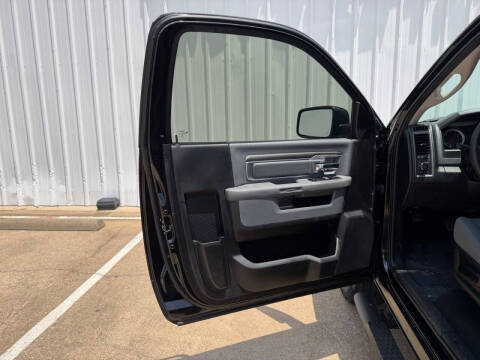 2019 RAM 1500 Classic Express