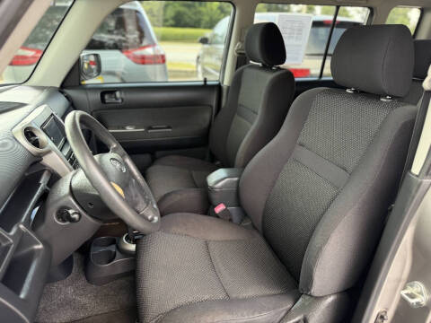 2005 Scion xB