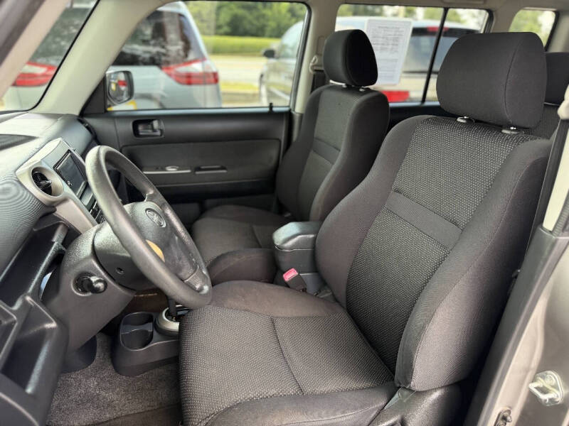 2005 Scion xB