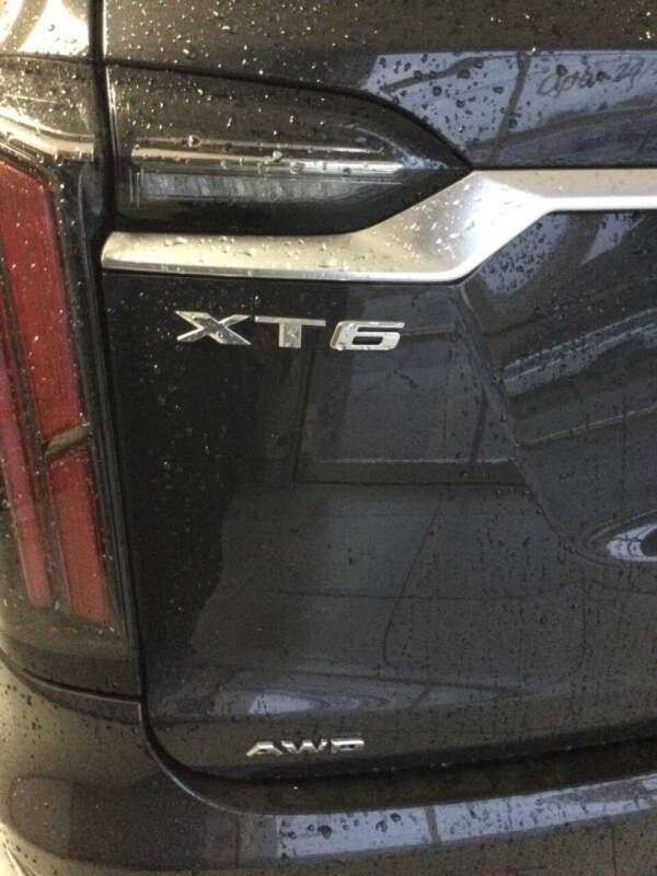 2020 Cadillac XT6 Sport