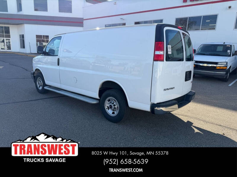 2024 GMC Savana 2500