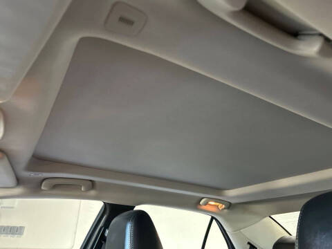 2017 Chrysler 300 Limited