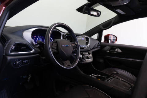 2021 Chrysler Pacifica Hybrid Limited