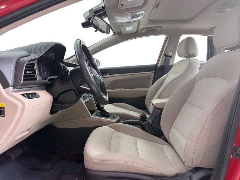 2019 Hyundai Elantra