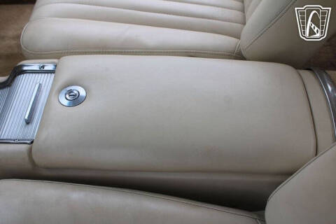 1962 Ford Thunderbird