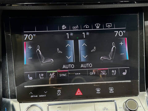 2019 Audi e-tron quattro Prestige