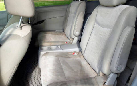 2012 Nissan Quest
