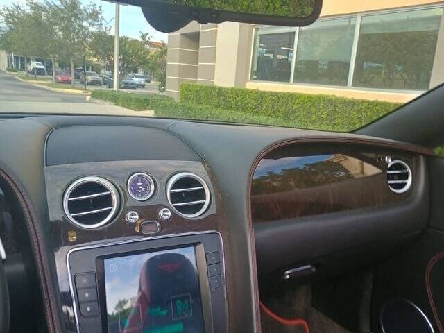 2017 Bentley Continental 6