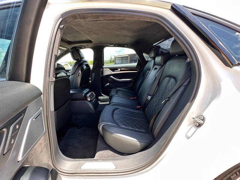 2012 Audi A8 quattro