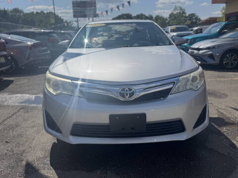 2014 Toyota Camry LE