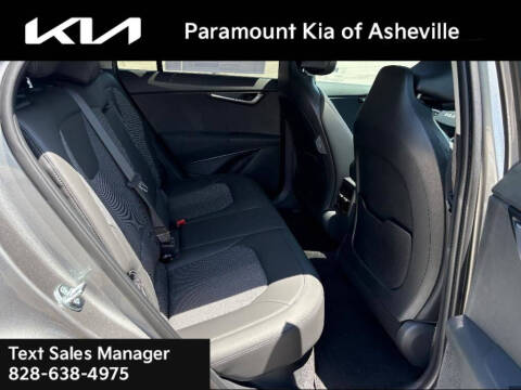 2025 Kia Niro EX Touring