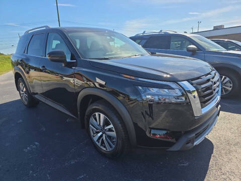 2025 Nissan Pathfinder SL