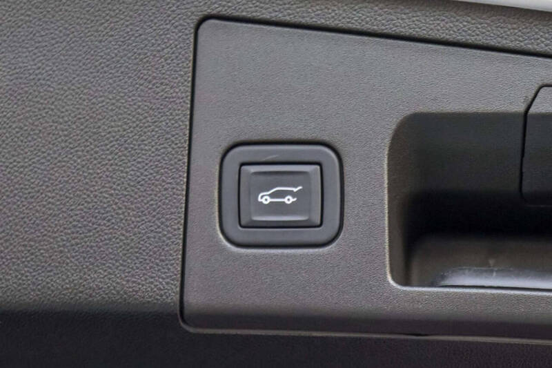 2022 Cadillac XT4 Luxury