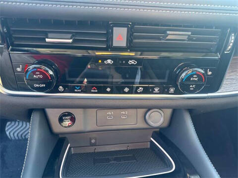 2025 Nissan Rogue Platinum