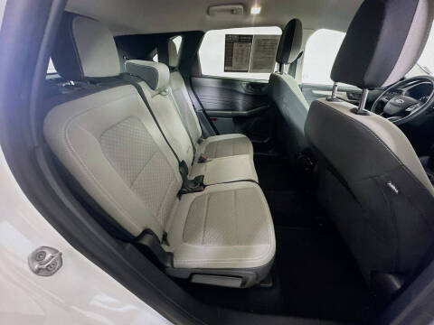 2022 Ford Escape SE