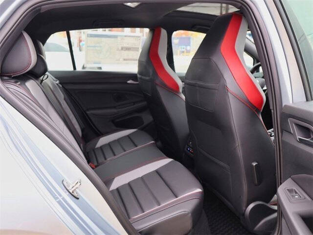 2026 Volkswagen Golf GTI Autobahn