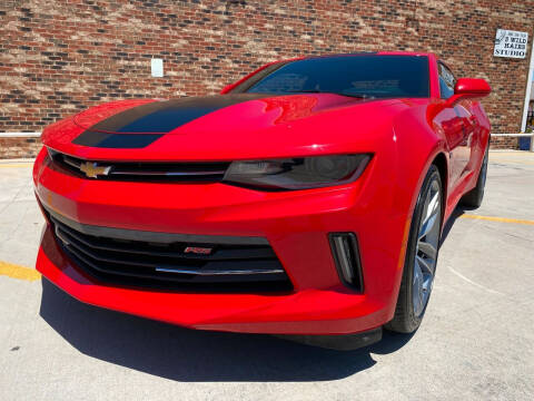 2018 Chevrolet Camaro for sale at Tiger Auto Sales in Guymon OK